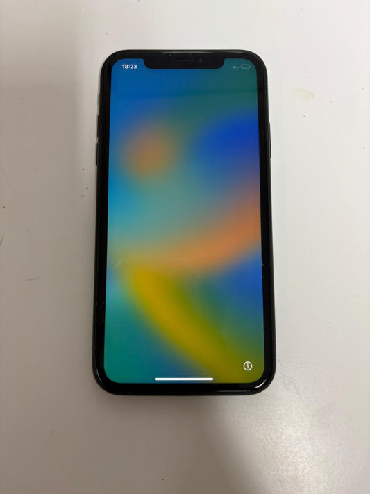 iPhone 11 64 GB refurbished Black/ White